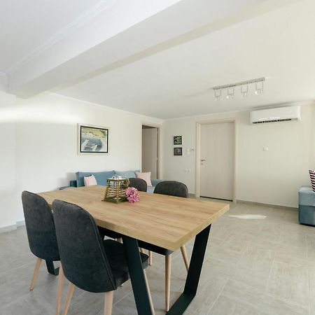 W1 Rooms Кавала Екстер'єр фото