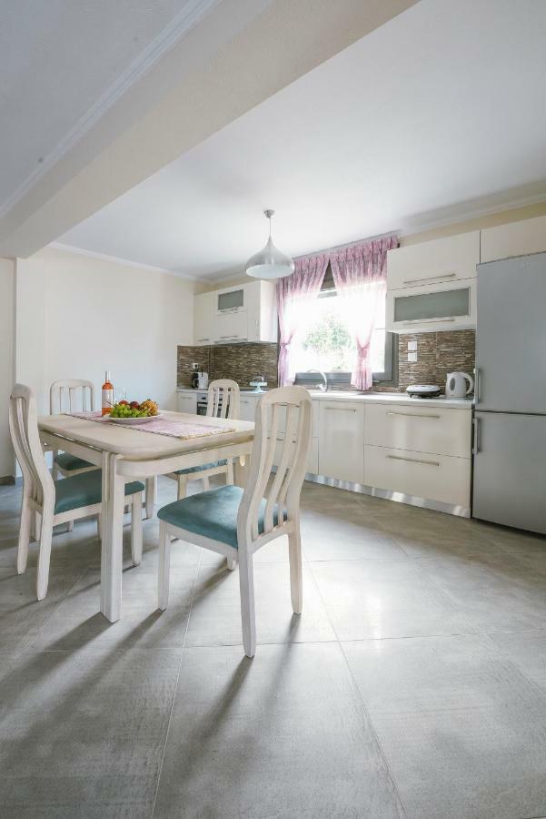 W1 Rooms Кавала Екстер'єр фото