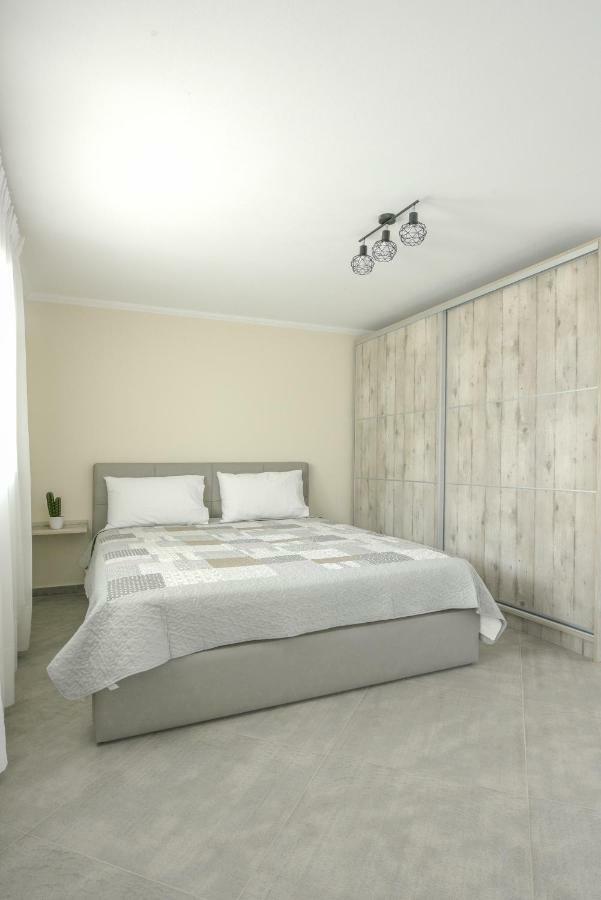 W1 Rooms Кавала Екстер'єр фото